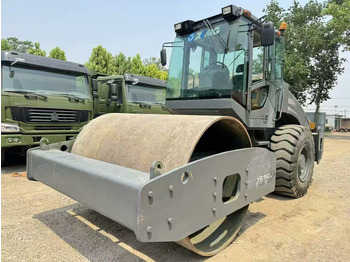 Rouleau compresseur XCMG