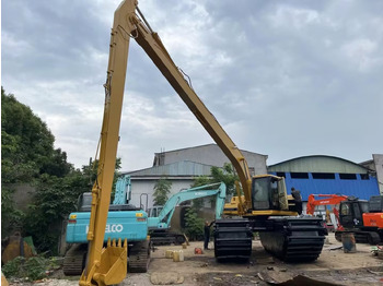 Excavatrice amphibie CATERPILLAR 320CL