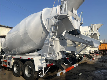 Camion malaxeur SINOTRUK HOWO