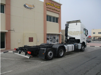 Volvo FH460 6×2 Chassis en crédit-bail Volvo FH460 6×2 Chassis: photos 3