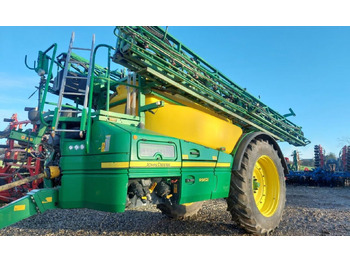 Pulvérisateur traîné JOHN DEERE