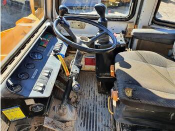 Chargeuse sur pneus Liebherr L 521: photos 5 Chargeuse sur pneus Liebherr L 521: photos 5