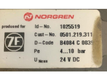 Valve de frein pour Camion Norgren ZF oryginał HURT wybieraka 1025519   MAN TGA TGX TGL: photos 3 Valve de frein pour Camion Norgren ZF oryginał HURT wybieraka 1025519   MAN TGA TGX TGL: photos 3