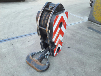 Grue auxiliaire GROVE