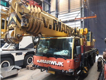 Grue mobile Liebherr LTM 1060-2: photos 2 Grue mobile Liebherr LTM 1060-2: photos 2