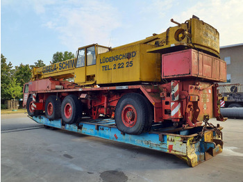 Grue tout-terrain Liebherr LTM 1100: photos 3
