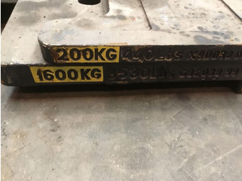 Contrepoids pour Engins de chantier Terex PPM 400 ATT counterweight 1,6 ton: photos 5
