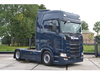 Tracteur routier SCANIA S 450