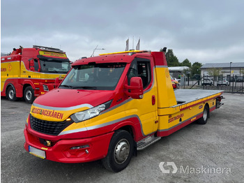 Remorqueuse IVECO Daily 70c18