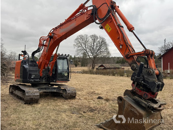 Pelle sur chenille Grävmaskin Hitachi ZX225USLC-5B med redskap: photos 3