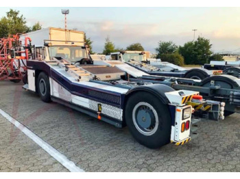 Tracteur d'avions GOLDHOFER AST-2F 400: photos 1
