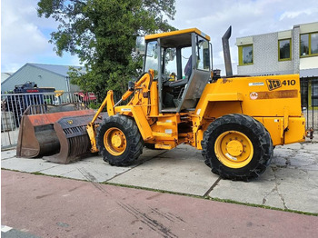 Chargeuse sur pneus JCB