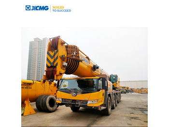 Grue tout-terrain XCMG XCA130