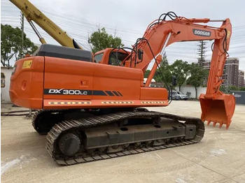 Pelle sur chenille DOOSAN DX300LC