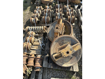 Pièces de train de roulement LIEBHERR