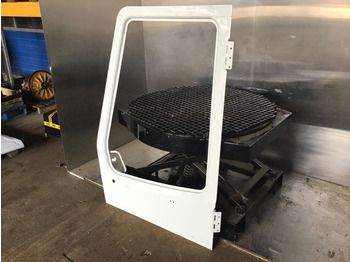 Portière et pièces LIEBHERR