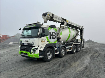 Camion malaxeur VOLVO FMX 540