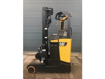 Chariot à mât rétractable CATERPILLAR NR14N