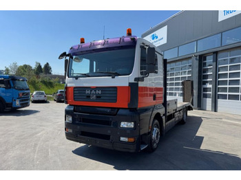 Camion porte-voitures MAN TGA