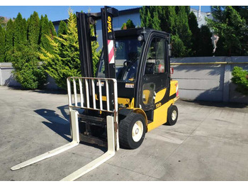 Chariot élévateur à gaz YALE