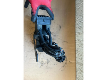 Pompe à carburant pour Camion Mercedes Actros MP4 AdBlue Pumpe A0001403378: photos 3