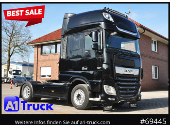 Tracteur routier DAF XF 530