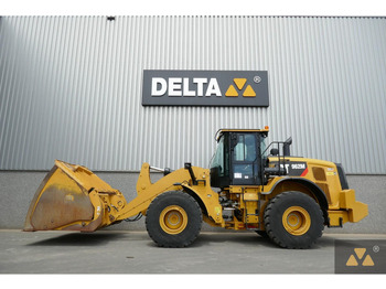 Chargeuse sur pneus CATERPILLAR 962M