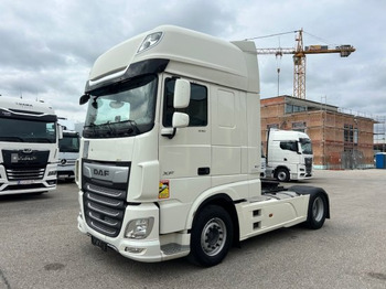 Tracteur routier DAF XF 530