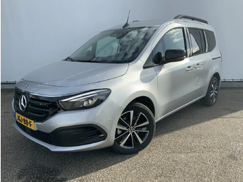 Voiture MERCEDES-BENZ