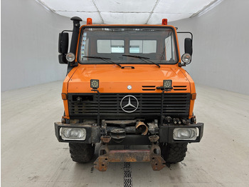 Camion benne Mercedes-Benz Unimog U427 - 4x4: photos 2 Camion benne Mercedes-Benz Unimog U427 - 4x4: photos 2