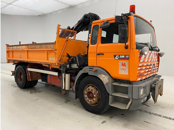 Camion benne, Camion grue Renault G210: photos 3 Camion benne, Camion grue Renault G210: photos 3