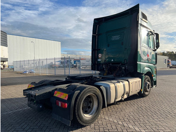Tracteur routier Mercedes-Benz Actros 1845 BigSpace: photos 4