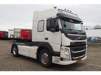 Tracteur routier Volvo FM 410 Globetrotter: photos 3 Tracteur routier Volvo FM 410 Globetrotter: photos 3