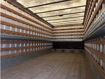 Camion fourgon Volvo FL 240: photos 5