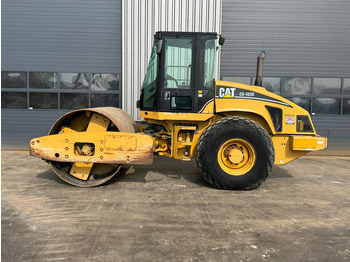 Compacteur CATERPILLAR CS563E