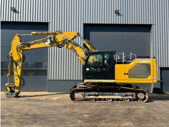 Pelle sur chenille LIEBHERR R 926