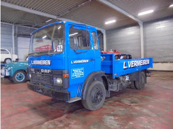 Camion plateau DAF