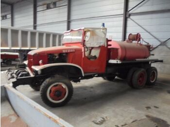 Camion citerne GMC CCKW 353 6X6: photos 3 Camion citerne GMC CCKW 353 6X6: photos 3