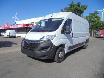 Fourgon utilitaire OPEL
