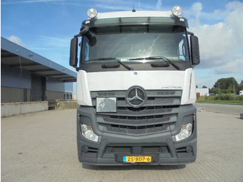 Tracteur routier Mercedes-Benz Actros 1842: photos 2 Tracteur routier Mercedes-Benz Actros 1842: photos 2