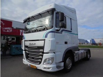 Tracteur routier DAF XF 440