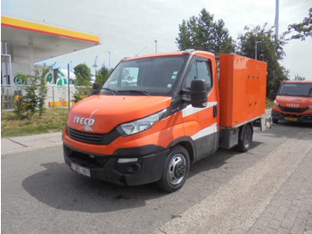 Véhicule utilitaire IVECO Daily 35c14