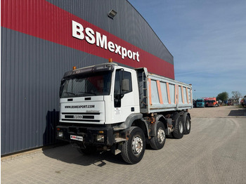 Camion benne IVECO Trakker