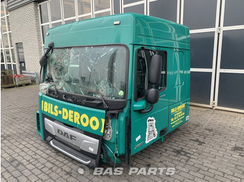 Cabine et intérieur DAF XF 106