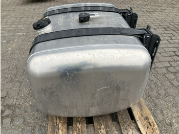 Réservoir de carburant pour Camion Mercedes-Benz: photos 2