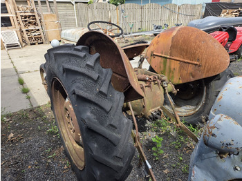 Tracteur agricole Massey Ferguson TEA 20 / TED 20 wielen trekker: photos 3