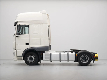 Tracteur routier DAF XF 480 FT Super Space Cab, 2x Tanks, PTO Prep: photos 2 Tracteur routier DAF XF 480 FT Super Space Cab, 2x Tanks, PTO Prep: photos 2