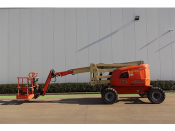 Nacelle articulée JLG