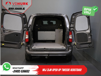 Fourgonnette Toyota PROACE CITY 1.2 Turbo 130 pk Aut. BENZINE 3Pers./ Stoelverw./ Climate/ Keyless/ Carplay/ Cruise/ PDC/ Trekhaak: photos 4 Fourgonnette Toyota PROACE CITY 1.2 Turbo 130 pk Aut. BENZINE 3Pers./ Stoelverw./ Climate/ Keyless/ Carplay/ Cruise/ PDC/ Trekhaak: photos 4