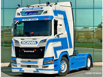 Tracteur routier SCANIA R 450